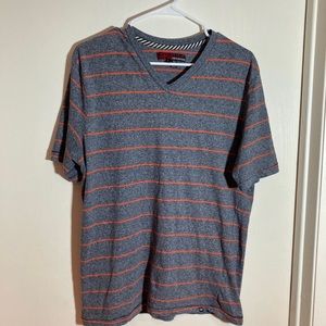 Mens Distortion‎ v neck top large